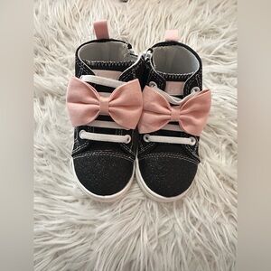 Minnie Mouse Sparkly Toddler Shoes